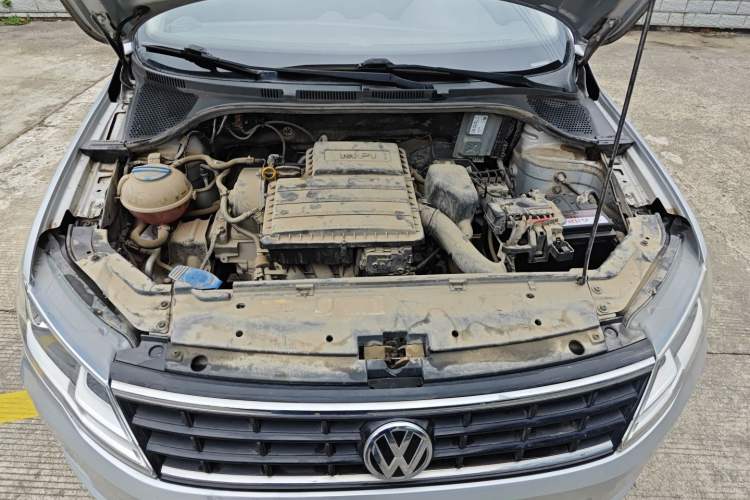 Used Volkswagen Jetta 2019 Dream Edition 1.5L Manual Fashion Version Engine Bay