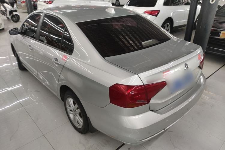 Used Volkswagen Jetta 2019 Dream Edition 1.5L Manual Fashion Version Exterior 2