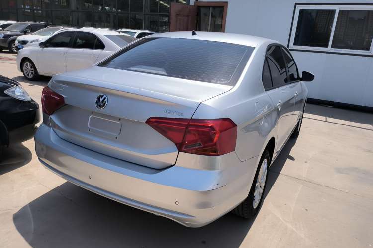 Used Volkswagen Jetta 2019 Dream Edition 1.4L Manual Fashion Version Exterior 3
