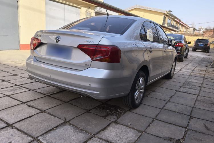 Used Volkswagen Jetta 2019 Dream Edition 1.5L Manual Fashion Version Exterior 4