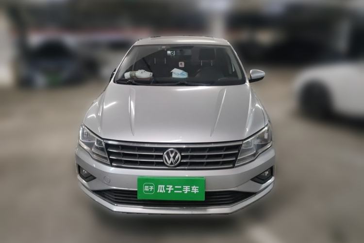 Used Volkswagen Jetta 2019 Dream Edition 1.5L Automatic Comfort Version Front