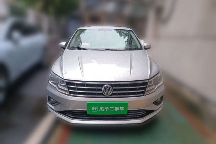 Used Volkswagen Jetta 2019 Dream Edition 1.5L Automatic Comfort Version Front