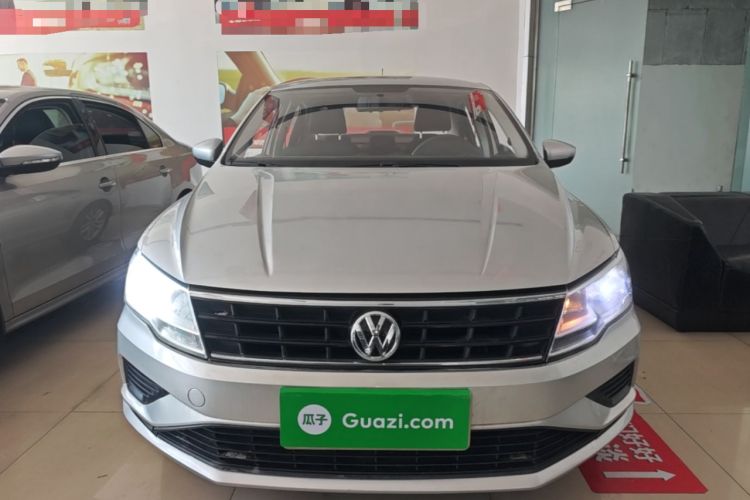 Used Volkswagen Jetta 2019 Dream Edition 1.5L Manual Fashion Version Front