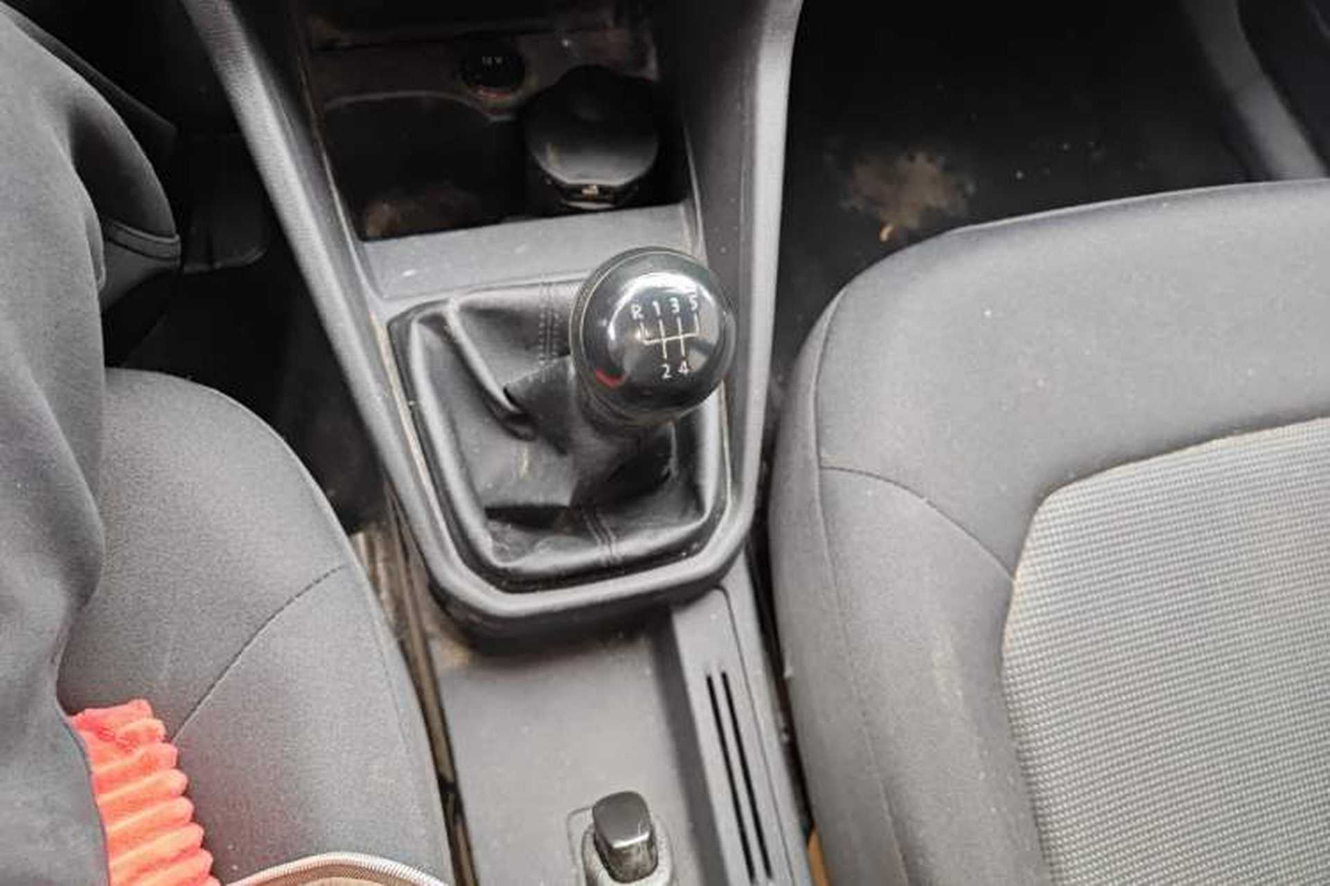 Used Volkswagen Jetta 2019 Dream Edition 1.5L Manual Fashion Version Gear Lever