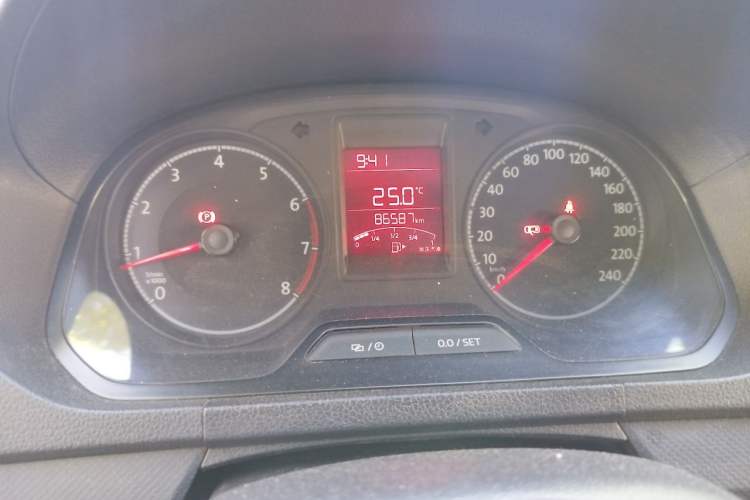 Used Volkswagen Jetta 2019 Dream Edition 1.4L Manual Fashion Version Instrument Cluster