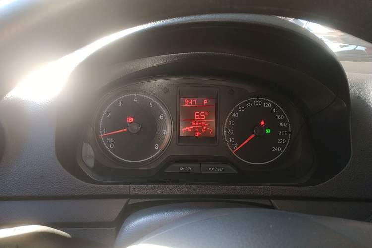 Used Volkswagen Jetta 2019 Dream Edition 1.5L Automatic Fashionable Version Instrument Cluster
