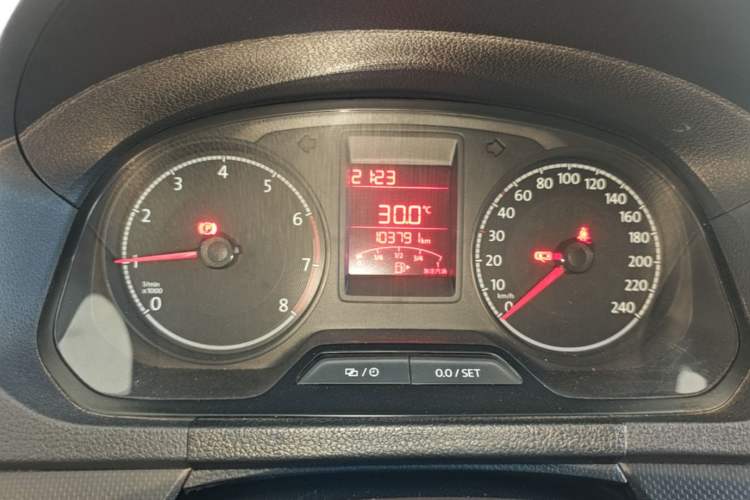 Used Volkswagen Jetta 2019 Dream Edition 1.5L Manual Fashion Version Instrument Cluster