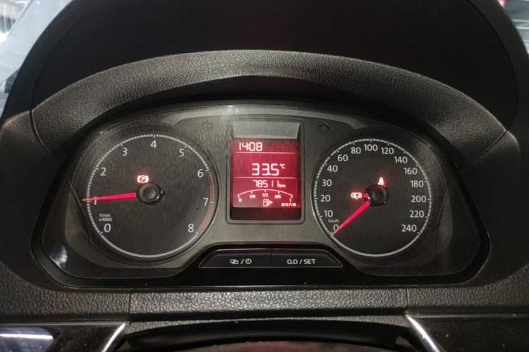 Used Volkswagen Jetta 2019 Dream Edition 1.5L Manual Fashion Version Instrument Cluster