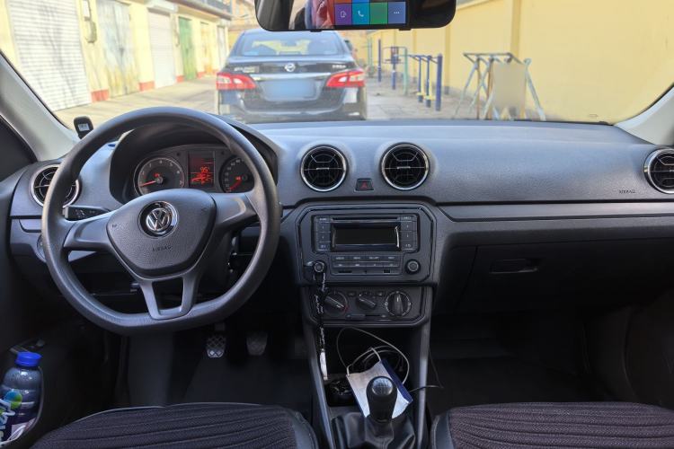 Used Volkswagen Jetta 2019 Dream Edition 1.5L Manual Fashion Version Interior 1