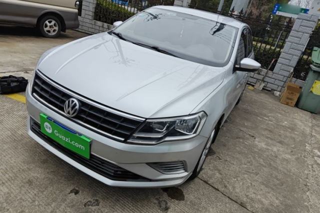 Used Volkswagen Jetta 2019 Dream Edition 1.5L Manual Fashion Version