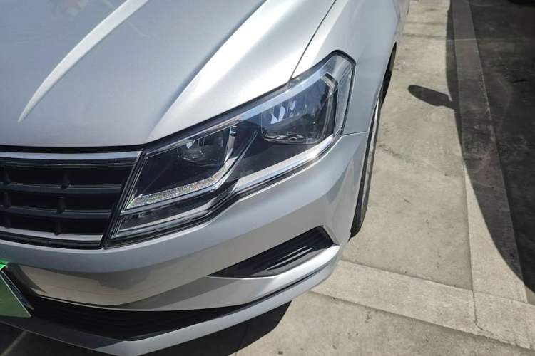 Used Volkswagen Jetta 2019 Dream Edition 1.5L Manual Fashion Version Left Front Headlight