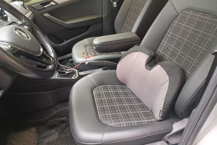 Used Volkswagen Jetta 2019 Dream Edition 1.5L Automatic Comfort Version Left Front Seat