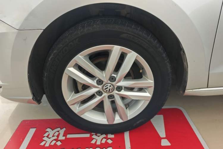 Used Volkswagen Jetta 2019 Dream Edition 1.5L Manual Fashion Version Left Front Wheel Hub
