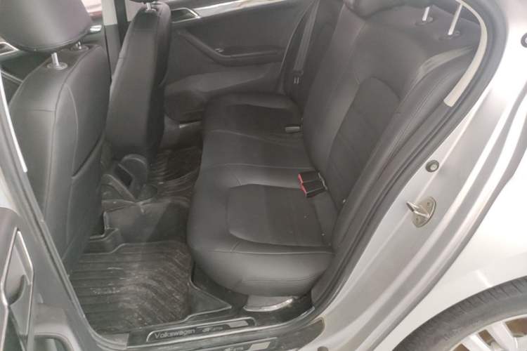 Used Volkswagen Jetta 2019 Dream Edition 1.5L Manual Fashion Version Left Rear Seat