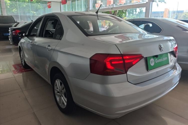 Used Volkswagen Jetta 2019 Dream Edition 1.5L Manual Fashion Version Rear Left 45 Deg