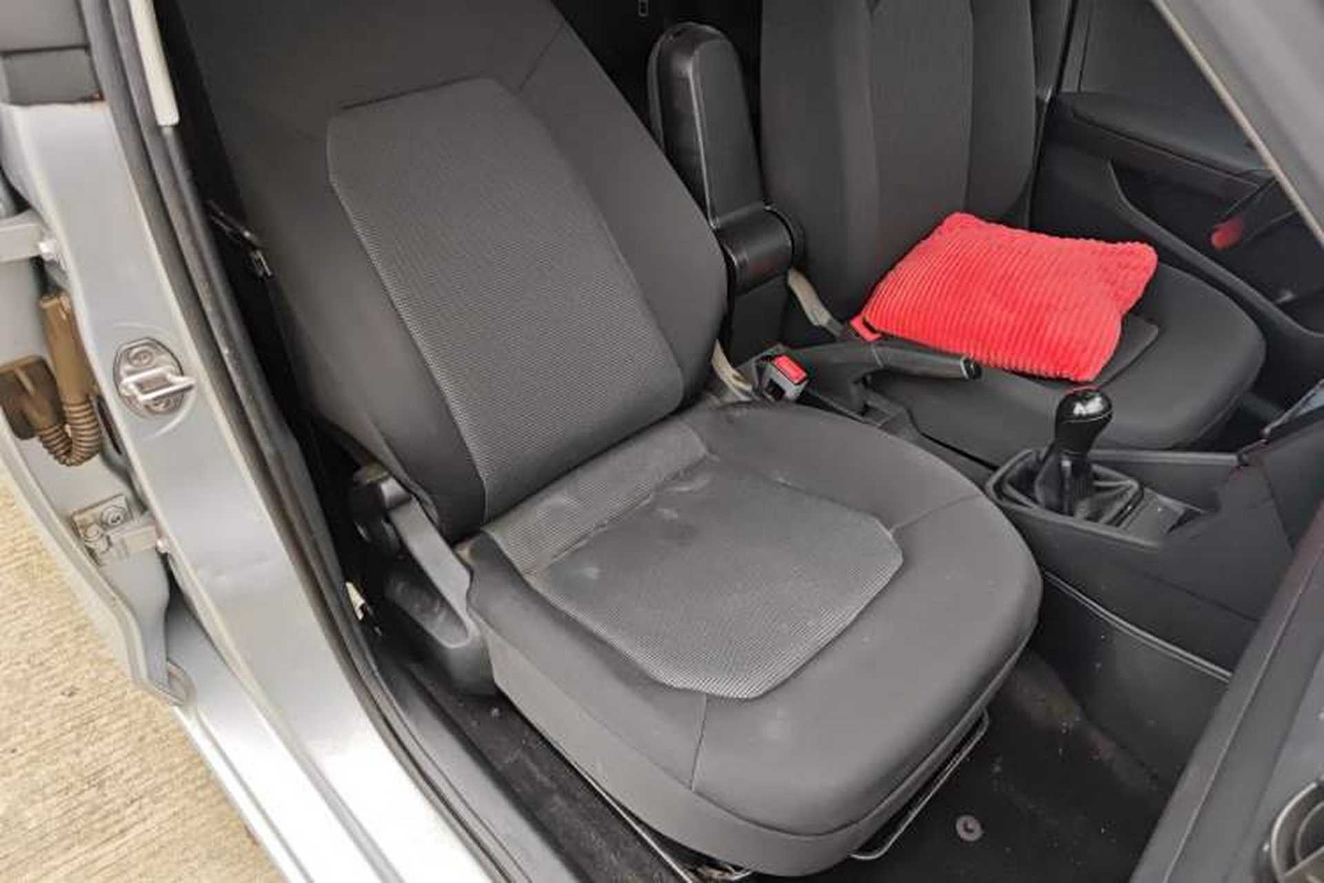 Used Volkswagen Jetta 2019 Dream Edition 1.5L Manual Fashion Version Right Front Seat
