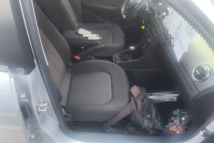 Used Volkswagen Jetta 2019 Dream Edition 1.5L Automatic Fashionable Version Right Front Seat