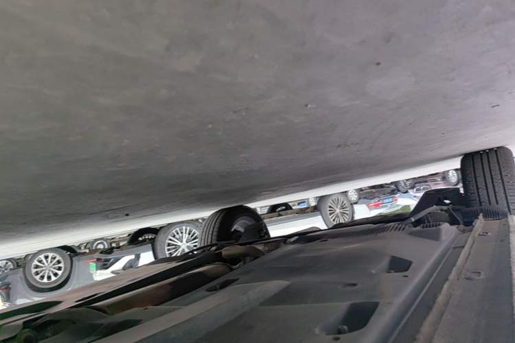 Used Volkswagen Jetta 2019 Dream Edition 1.5L Automatic Comfort Version Right Side Sill