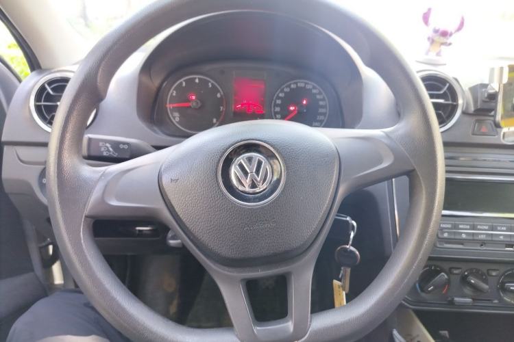 Used Volkswagen Jetta 2019 Dream Edition 1.4L Manual Fashion Version Steering Wheel