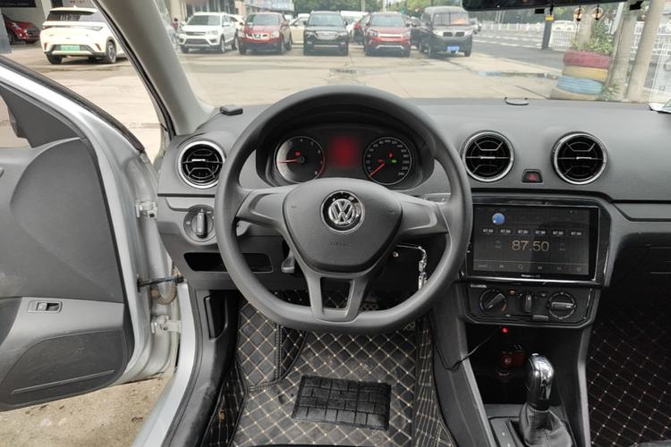 Used Volkswagen Jetta 2019 Dream Edition 1.5L Automatic Fashionable Version Steering Wheel