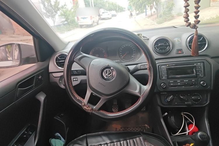 Used Volkswagen Jetta 2019 Dream Edition 1.4L Manual Fashion Version Steering Wheel