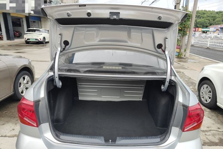 Used Volkswagen Jetta 2019 Dream Edition 1.5L Automatic Fashionable Version Trunk
