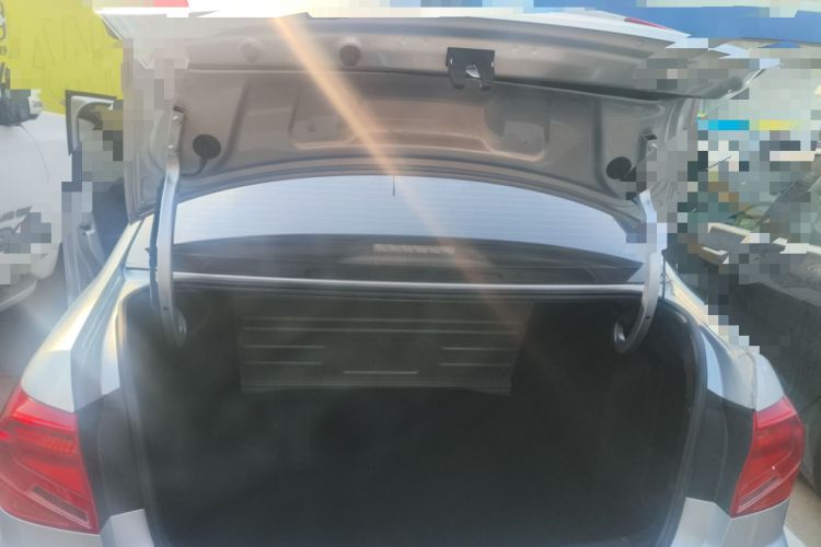 Used Volkswagen Jetta 2019 Dream Edition 1.5L Automatic Fashionable Version Trunk