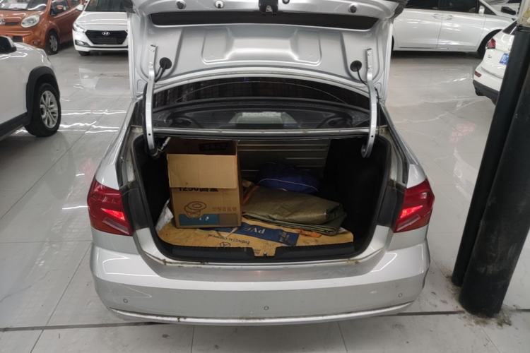 Used Volkswagen Jetta 2019 Dream Edition 1.5L Manual Fashion Version Trunk