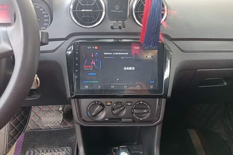 Used Volkswagen Jetta 2019 Dream Edition 1.5L Automatic Fashionable Version Audio And AC Panel