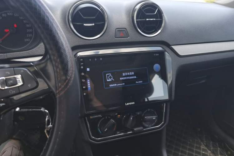 Used Volkswagen Jetta 2019 Dream Edition 1.5L Manual Comfort Version Audio And AC Panel
