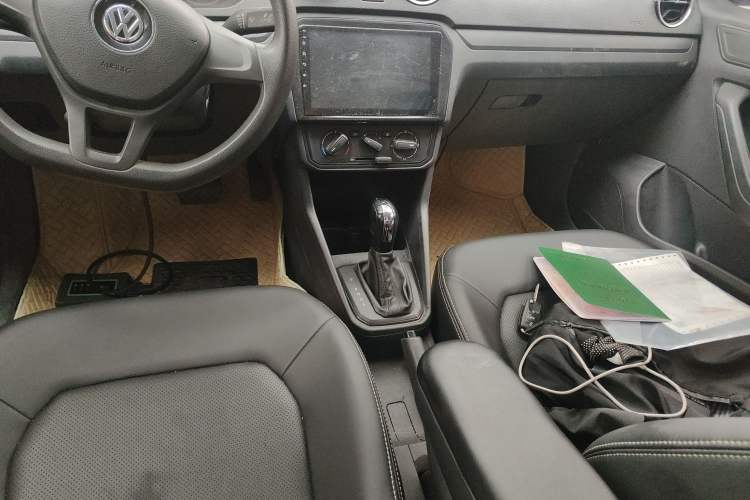 Used Volkswagen Jetta 2019 Dream Edition 1.5L Automatic Fashionable Version Audio And AC Panel