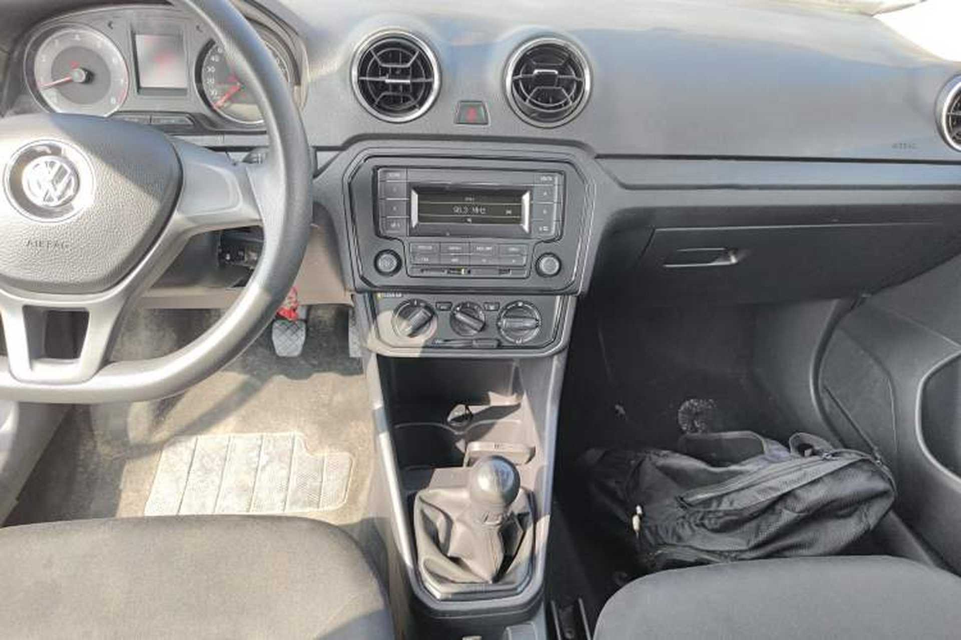 Used Volkswagen Jetta 2019 Dream Edition 1.4L Manual Fashion Version Audio And AC Panel