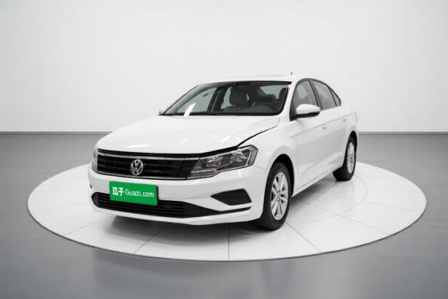 Ojetý Volkswagen Jetta 2019 Dream Edition 1.4L Manual Fashion Version