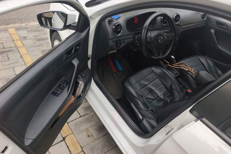 Used Volkswagen Jetta 2019 Dream Edition 1.5L Automatic Fashionable Version Driver Seat