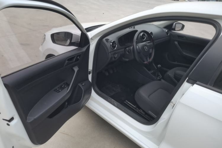 Used Volkswagen Jetta 2019 Dream Edition 1.4L Manual Fashion Version Driver Seat