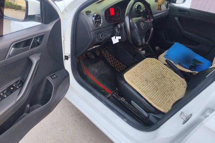 Used Volkswagen Jetta 2019 Dream Edition 1.5L Manual Fashion Version Driver Seat