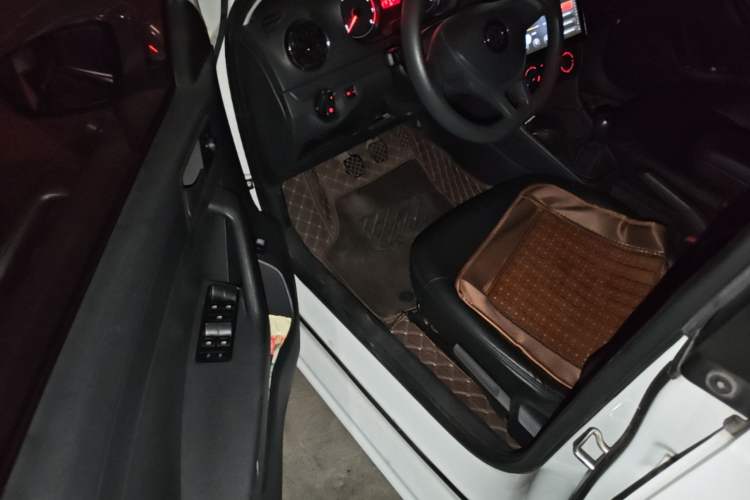 Used Volkswagen Jetta 2019 Dream Edition 1.5L Manual Fashion Version Driver Seat