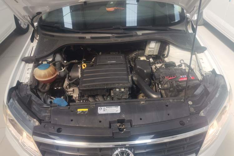 Used Volkswagen Jetta 2019 Dream Edition 1.5L Automatic Fashionable Version Engine Bay
