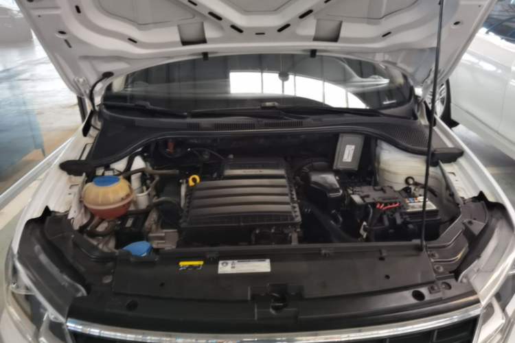 Used Volkswagen Jetta 2019 Dream Edition 1.4L Manual Fashion Version Engine Bay