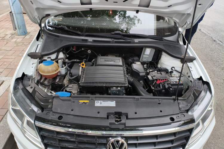 Used Volkswagen Jetta 2019 Dream Edition 1.5L Automatic Fashionable Version Engine Bay