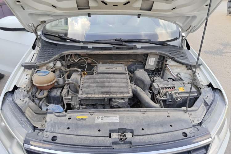 Used Volkswagen Jetta 2019 Dream Edition 1.4L Manual Fashion Version Engine Bay