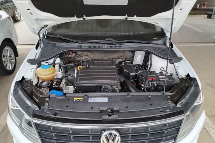 Used Volkswagen Jetta 2019 Dream Edition 1.4L Manual Fashion Version Engine Bay