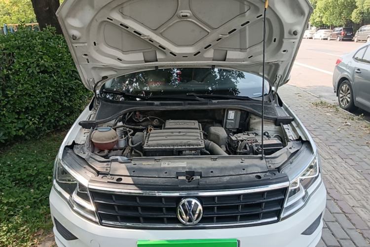 Used Volkswagen Jetta 2019 Dream Edition 1.5L Automatic Fashionable Version Engine Bay