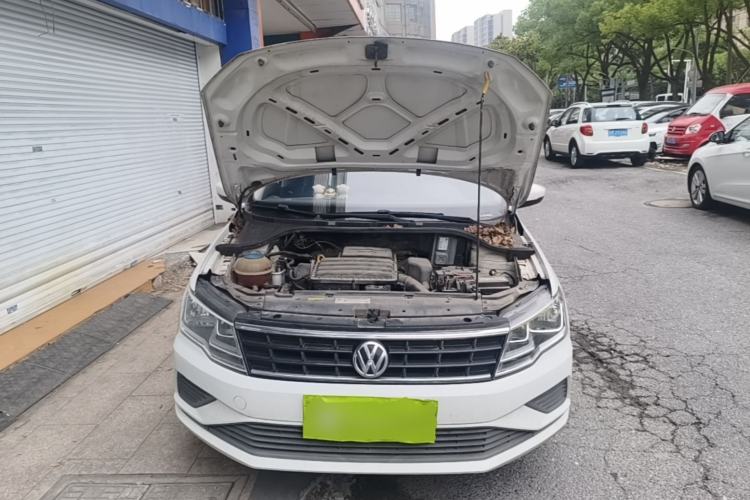 Used Volkswagen Jetta 2019 Dream Edition 1.5L Automatic Fashionable Version Engine Bay
