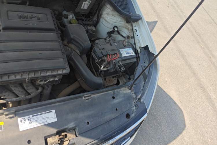 Used Volkswagen Jetta 2019 Dream Edition 1.4L Manual Fashion Version Engine Bay Left