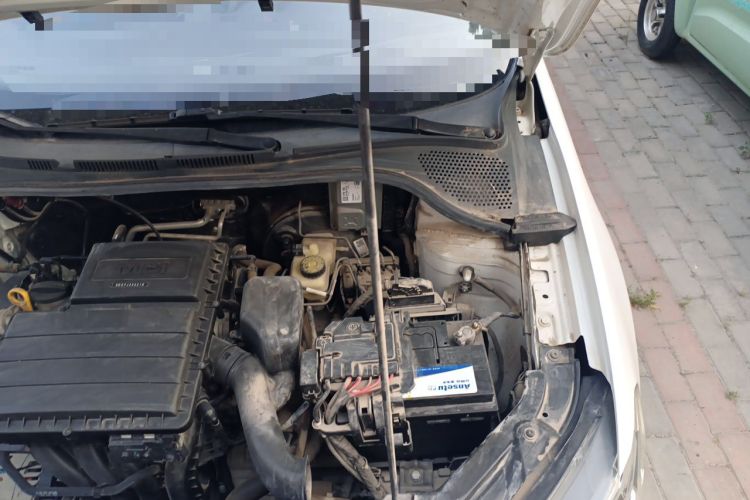 Used Volkswagen Jetta 2019 Dream Edition 1.5L Automatic Fashionable Version Engine Bay Left