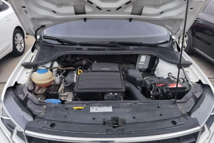 Used Volkswagen Jetta 2019 Dream Edition 1.5L Manual Fashion Version Engine Bay