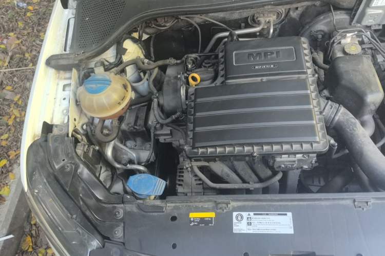 Used Volkswagen Jetta 2019 Dream Edition 1.5L Automatic Comfort Version Engine Bay Right