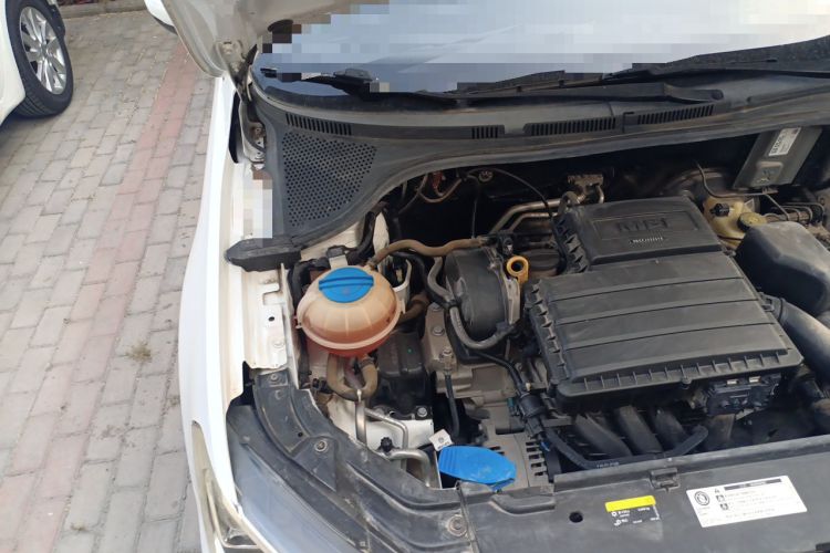 Used Volkswagen Jetta 2019 Dream Edition 1.5L Automatic Fashionable Version Engine Bay Right