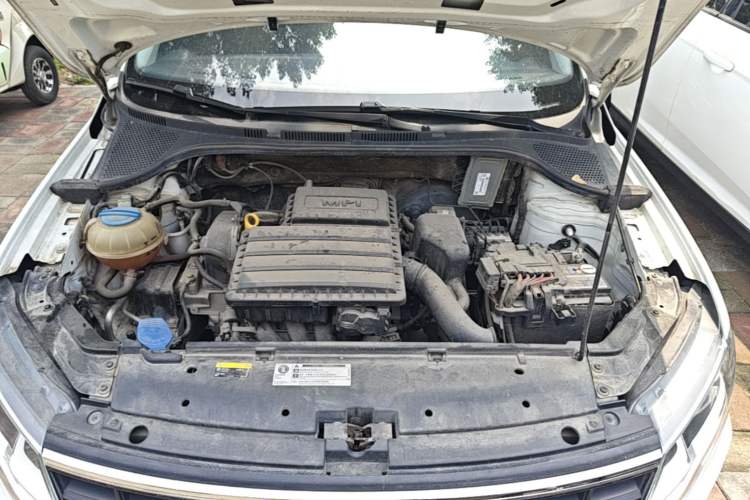 Used Volkswagen Jetta 2019 Dream Edition 1.4L Manual Fashion Version Engine Bay